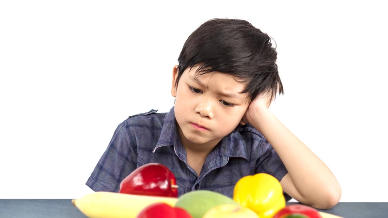 Trẻ biếng ăn bổ sung gì? Lưu ý gì khi bổ sung dưỡng chất cho trẻ biếng ăn?