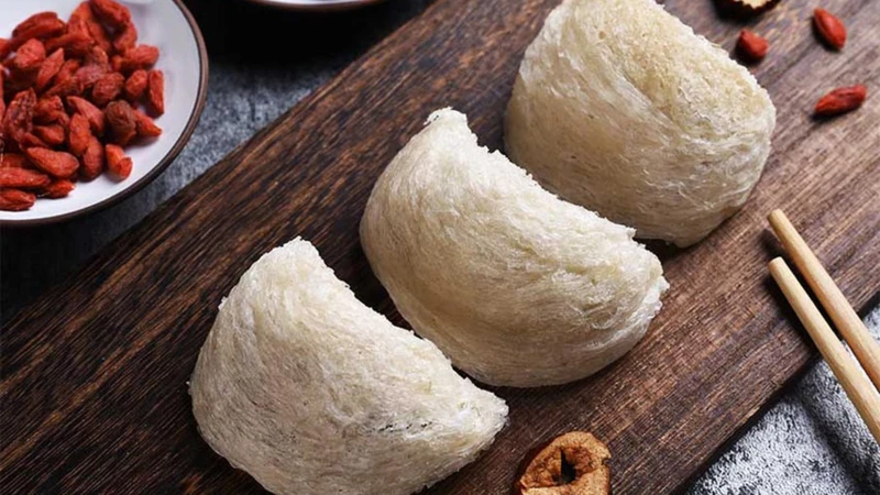 Khi được sử dụng đúng cách và phù hợp với thể trạng, yến sào có thể mang lại một số lợi ích hỗ trợ cho sức khỏe của trẻ