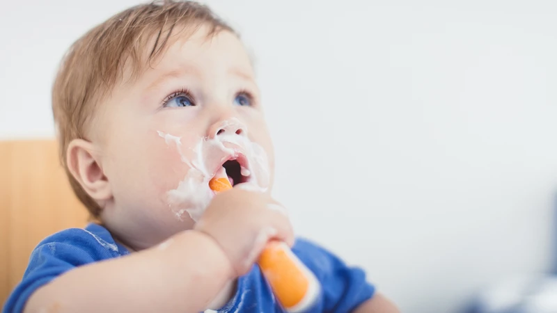 Khi cho trẻ ăn trứng gà cần lưu ý để đảm bảo an toàn và dinh dưỡng