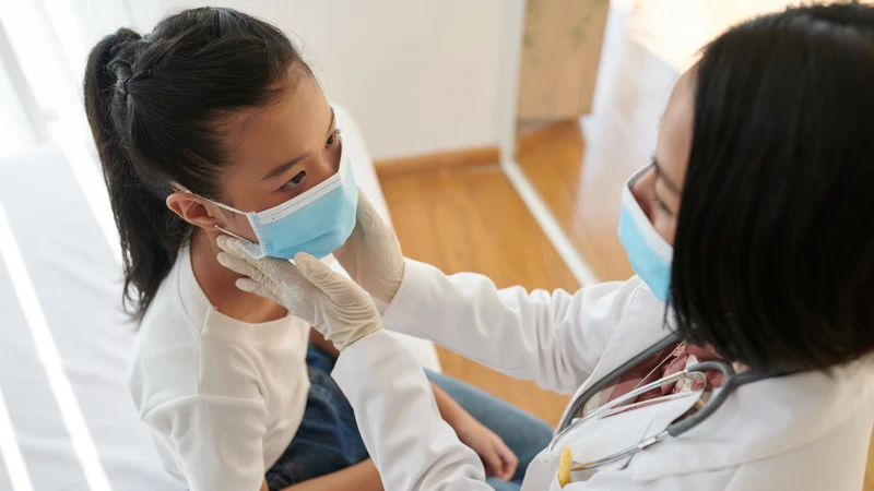 Với những trường hợp hạch phản ứng do nhiễm trùng nhẹ, bác sĩ có thể chỉ định theo dõi mà chưa cần can thiệp