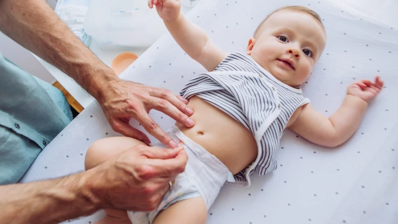 Trẻ sơ sinh đi ngoài có nhầy máu là bệnh gì? Cách xử lý hiệu quả 3