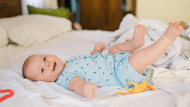Trẻ sơ sinh không chịu ngủ có đáng lo không?