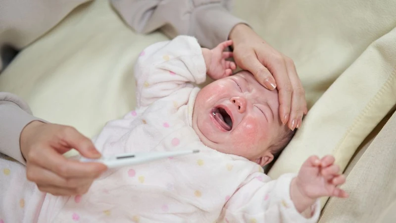 Trẻ sơ sinh lâu lâu bị ho vài tiếng có sao không? Cha mẹ nên làm gì? 5