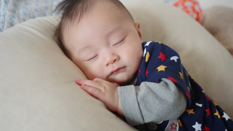 Trẻ từ 6 tháng đến 1 tuổi cần tránh thay đổi nhiệt độ quá đột ngột