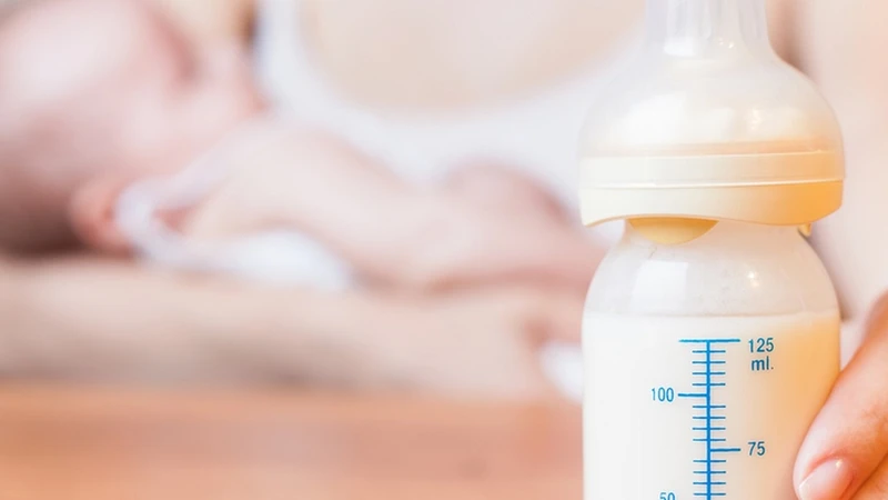 Trẻ sơ sinh nhịn uống sữa 10 tiếng có sao không? Nguyên nhân và cách xử lý 4