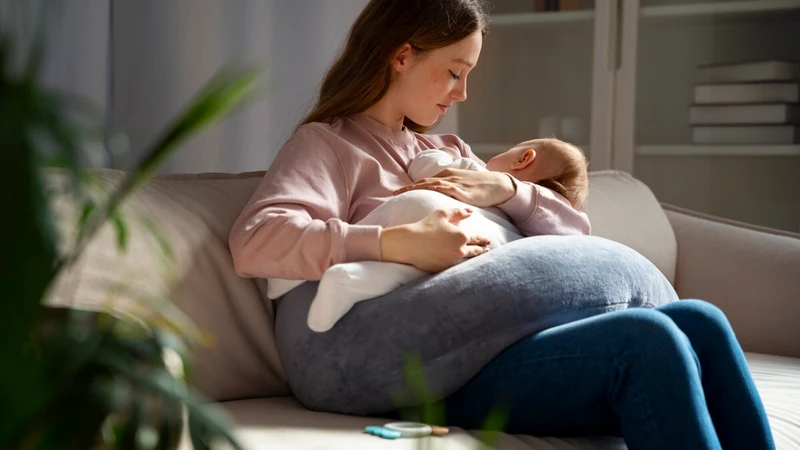 Trẻ sơ sinh sôi bụng xì hơi nhiều có sao không? 4