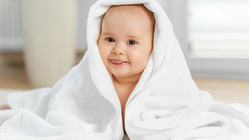Tắm đúng cách giúp bé thoải mái và an toàn