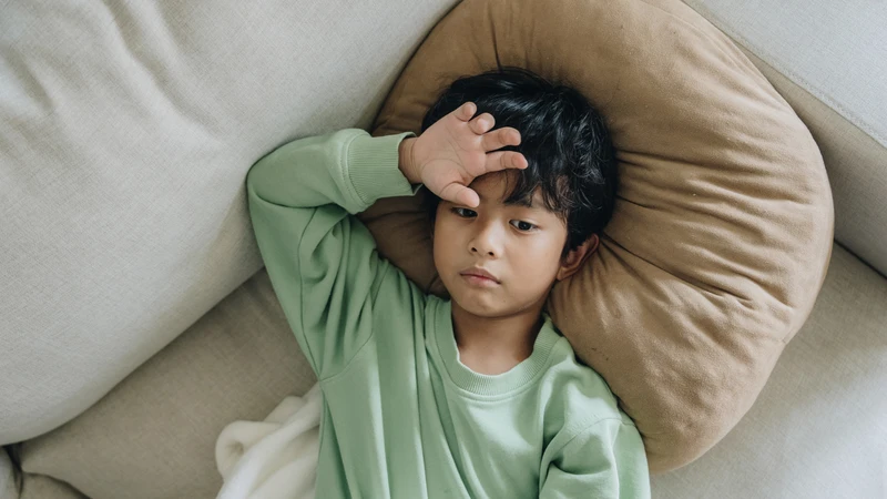 Trẻ suy dinh dưỡng nặng cần được đo nhân trắc và khám lâm sàng