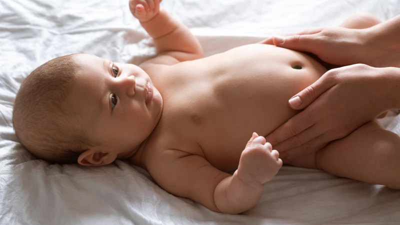 Trẻ uống sữa công thức đi ngoài màu xanh rêu có đáng lo ngại hay không? 3