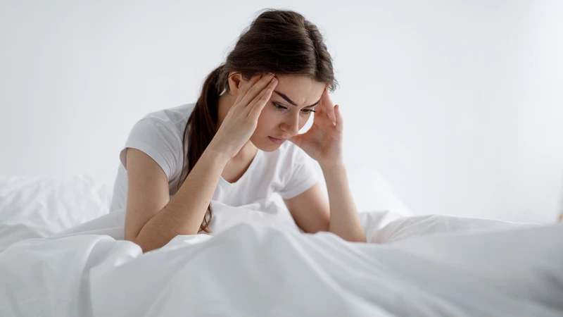 Căng thẳng và thiếu ngủ cũng là nguyên nhân khiến mùi cơ thể nặng hơn