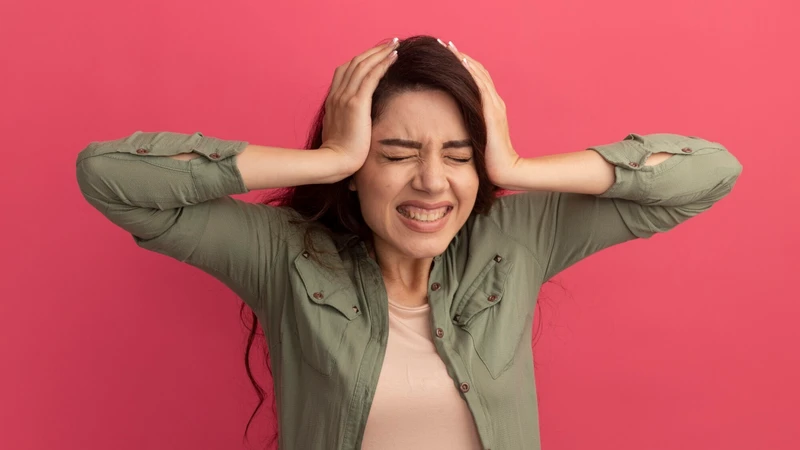 Phụ nữ thường dễ bị stress hơn do áp lực từ công việc, gia đình và sự thay đổi nội tiết tố