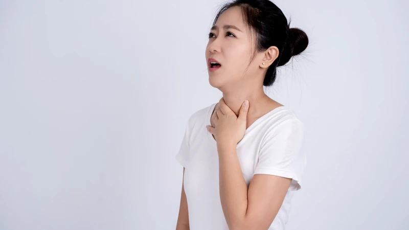 Triệu chứng ung thư thanh quản giai đoạn đầu – Dấu hiệu nhận biết sớm không nên bỏ qua4