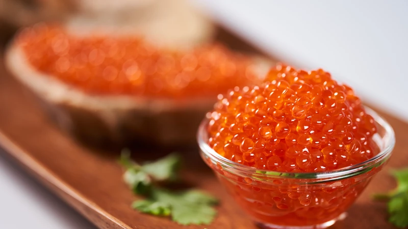 Trứng cá hồi là nguồn bổ sung omega-3, protein và nhiều vi chất thiết yếu