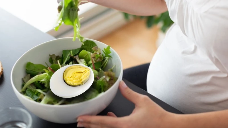 Mẹ bầu ăn trứng ngỗng rất tốt