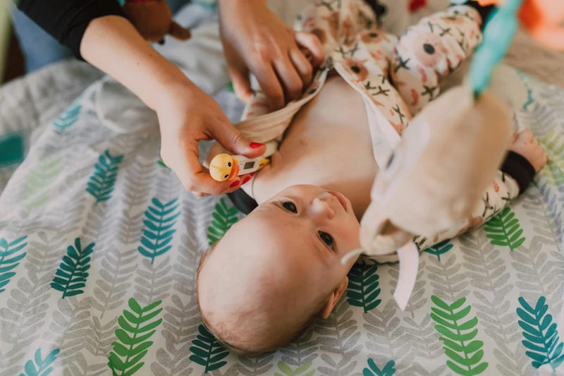 Trẻ sơ sinh 1 tháng tuổi bị khàn tiếng phải làm sao? Khi nào cần đi bác sĩ? 3