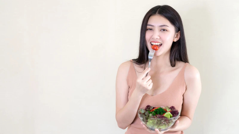 Chế độ ăn đa dạng, cân bằng sẽ giúp cơ thể nhận đủ dưỡng chất cần thiết