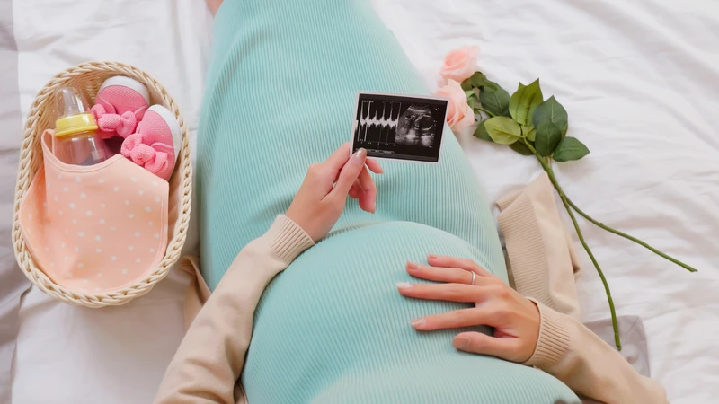 Siêu âm định kỳ giúp theo dõi khối u và sự phát triển của thai nhi