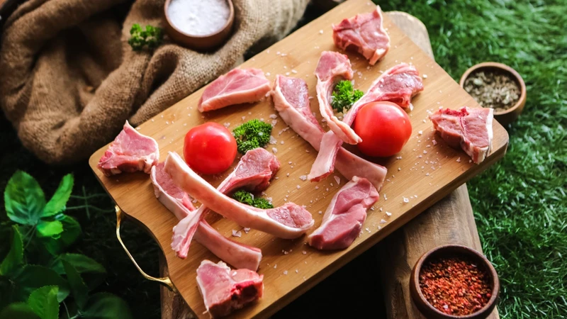 Không ít người thắc mắc ung thư máu kiêng ăn gì để hạn chế những ảnh hưởng không mong muốn đến cơ thể