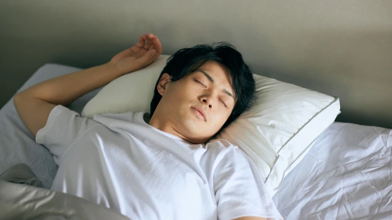Cồn trong bia có thể làm rối loạn giấc ngủ, khiến các giai đoạn ngủ sâu bị rút ngắn hoặc gián đoạn