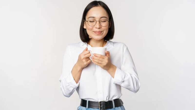 Uống cà phê đúng cách giúp hạn chế nạp thêm calo