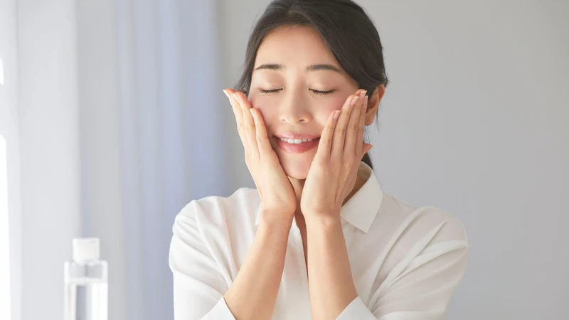 Nước dừa hỗ trợ làm đẹp da, đặc biệt cho các chị em