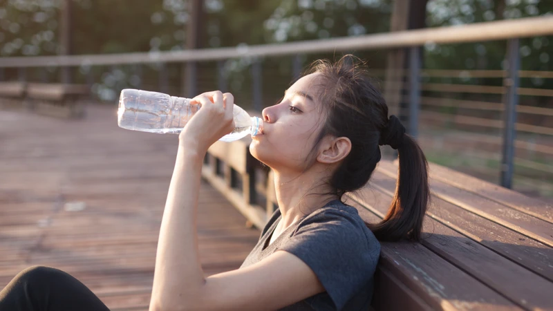 Uống nước kiềm có tác dụng gì được nhiều người quan tâm khi loại nước này ngày càng phổ biến