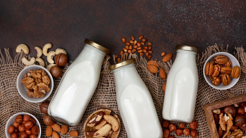 Sữa hạt là lựa chọn bữa sáng tiện lợi và nhanh chóng cho người bận rộn