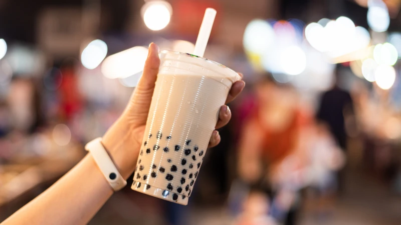 Uống trà sữa có tốt không và các thắc mắc phổ biến