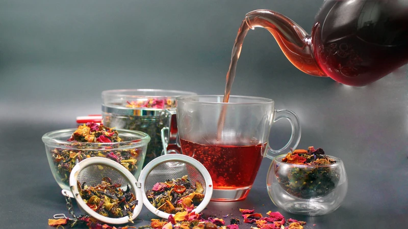 Trà thanh nhiệt nên được lựa chọn phù hợp với thể trạng của từng người