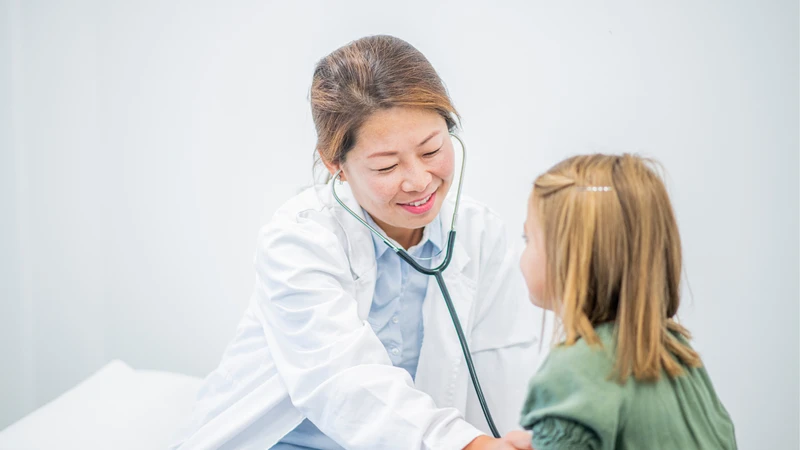 Vắc xin bại liệt dạng uống dễ sử dụng cho trẻ nhỏ