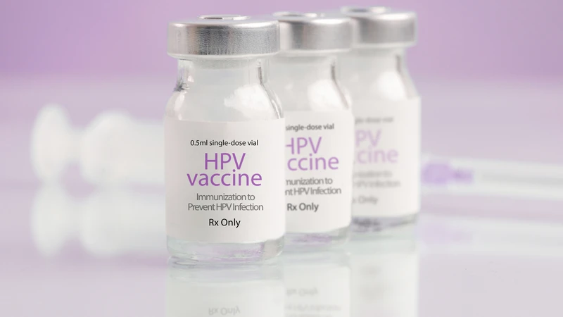 vac-xin-bien-phap-phong-ngua-hieu-qua-cac-benh-lay-truyen-qua-duong-tinh-duc-4.png