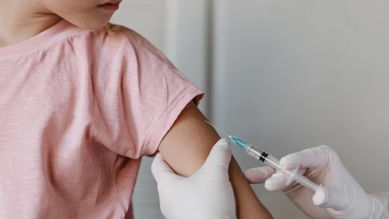 Vắc xin IVACFLU-S được chỉ định cho trẻ từ 6 tháng tuổi trở lên