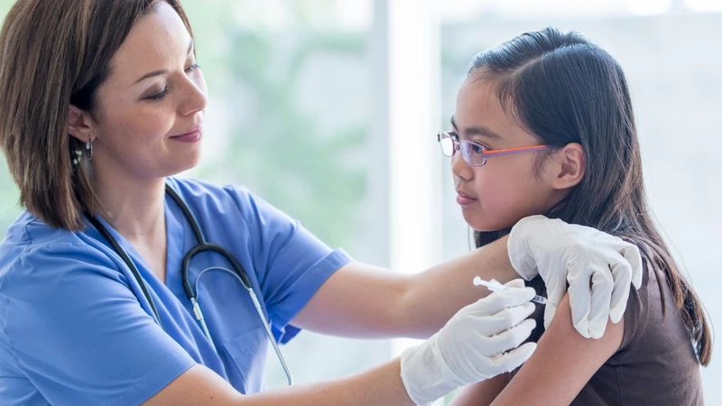 Vắc xin sốt xuất huyết hiện nay được khuyến cáo tiêm 2 mũi, mũi thứ hai cách mũi đầu 3 tháng