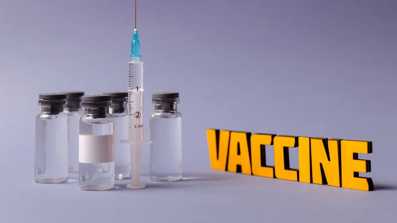 Tiêm vắc xin thủy đậu từ 9 tháng tuổi để giảm nguy cơ mắc bệnh và biến chứng