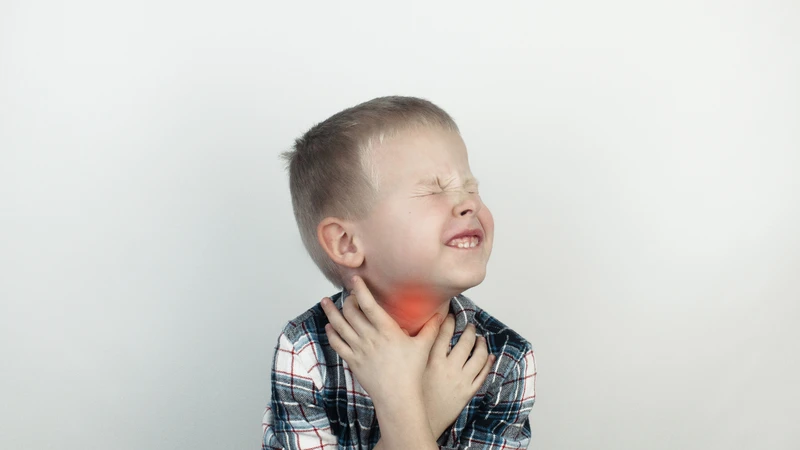 Vì sao trẻ bị viêm họng nhưng không ho? 2