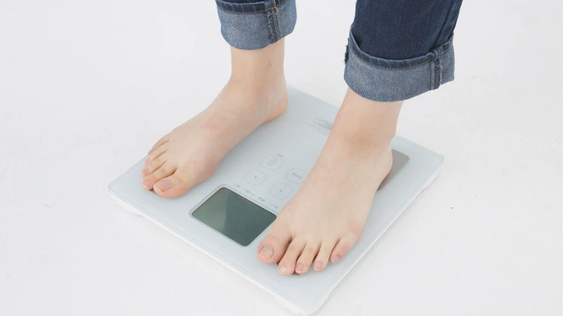 Duy trì cân nặng hợp lý giúp giảm áp lực cho hệ xương khớp