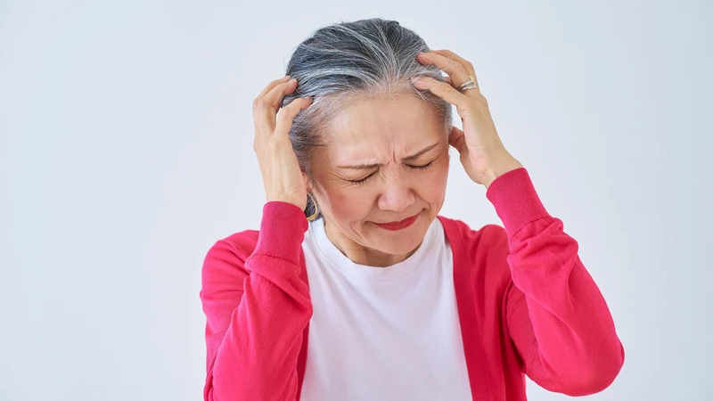 Người lớn tuổi cần đặc biệt chú ý đến các triệu chứng của bệnh