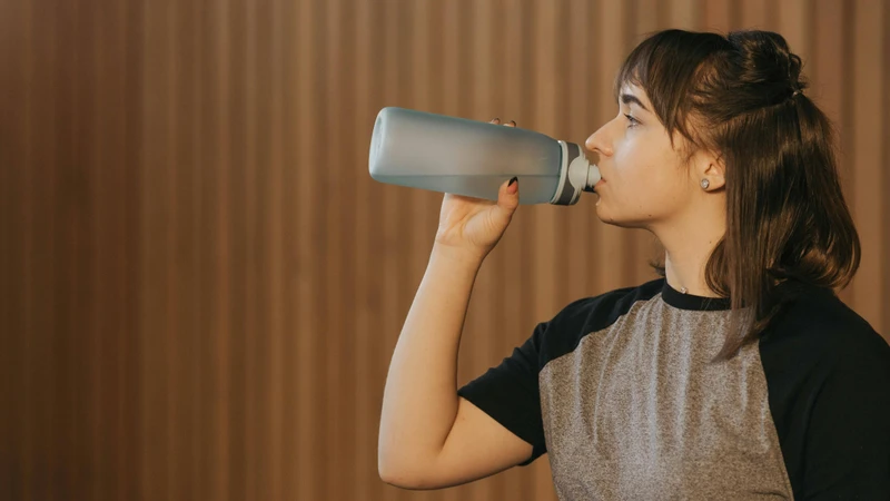Viêm gan B nên uống nước gì để ngăn ngừa biến chứng? Nguyên tắc dinh dưỡng người bệnh cần biết 1