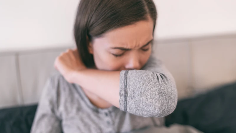 Che miệng khi ho là biện pháp giúp phòng ngừa lây nhiễm liên cầu khuẩn