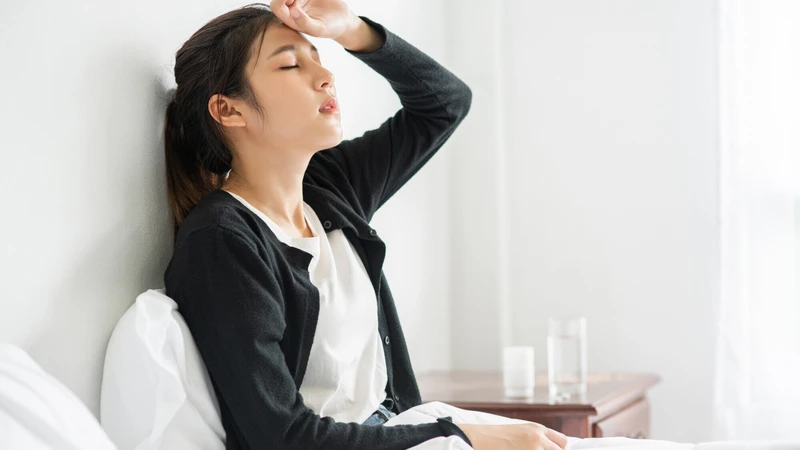 Mệt mỏi, sốt nhẹ, chán ăn và sụt cân không rõ nguyên nhân là triệu chứng toàn thân của viêm khớp dạng thấp