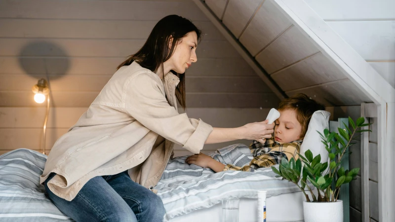 Trẻ từ 7 - 14 tuổi có nguy cơ cao hơn bị viêm khớp háng ở trẻ em vì xương phát triển nhanh
