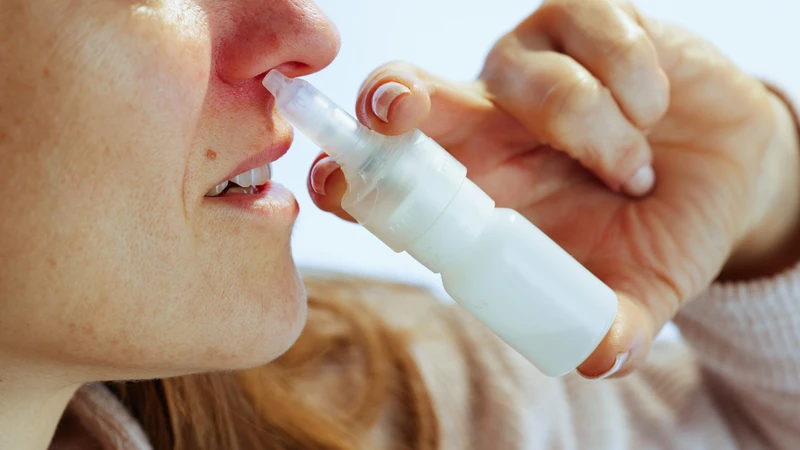 Điều trị sớm viêm xoang giúp giảm nguy cơ nhiễm trùng lan từ xoang sang hốc mắt