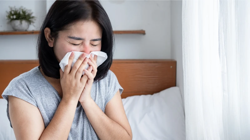 Nhiều người thắc mắc viêm mũi dị ứng có gây sốt không