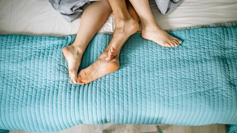 Một số bệnh lây truyền qua đường tình dục có thể gây viêm tại vùng quy đầu và bao quy đầu