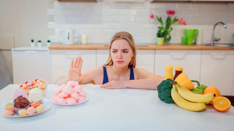 Viêm tai giữa kiêng ăn gì? Những thực phẩm nên tránh để nhanh khỏi bệnh 2