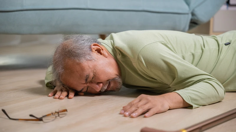 Va đập mạnh là một trong những nguyên nhân gây vỡ nhãn cầu