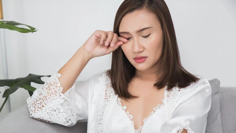 Người có tình trạng viêm bờ mi kéo dài có thể được bác sĩ chỉ định xét nghiệm