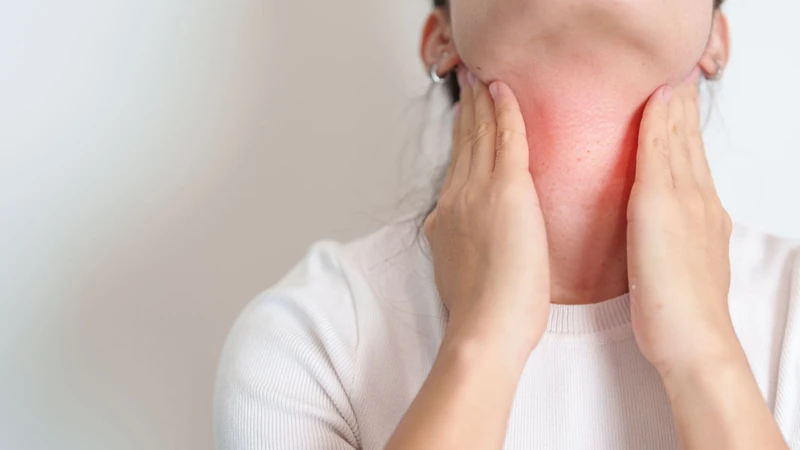 Nên xét nghiệm bệnh ung thư tuyến giáp khi nào?