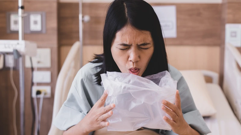 Tuyệt đối không tự ý gây nôn cho nạn nhân