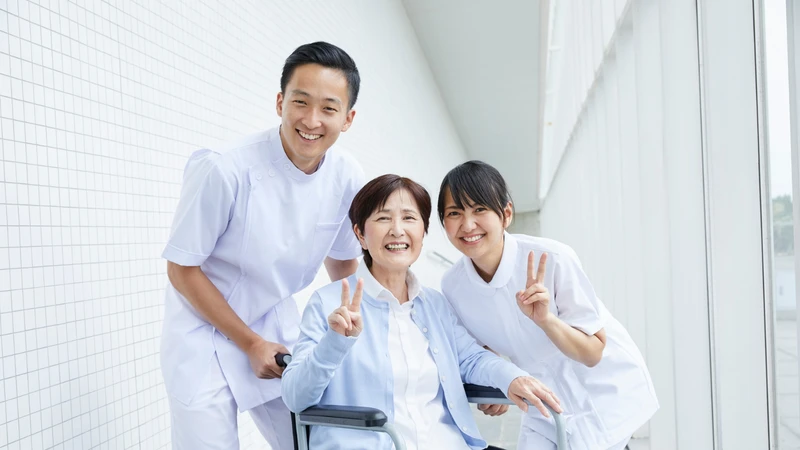 Bệnh nhân phục hồi chức năng sau xuất huyết não tại trung tâm y tế chuyên khoa